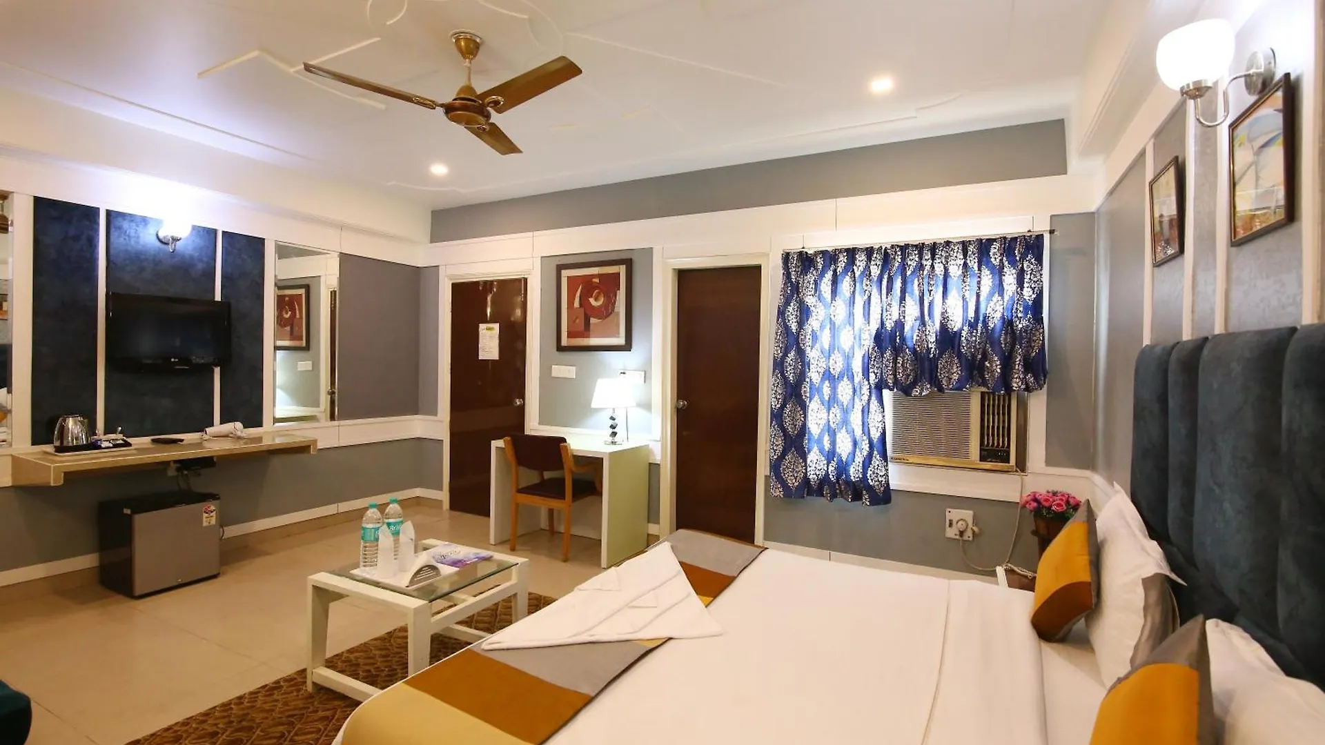 Hotel Oppera Delhi Airport New Delhi 0*,  Indien